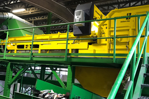  Steinert‘s sorting machine UniSort Film sort several tons of plastics per hour fully automatically  