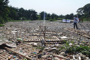  4 Plastic in the Marilao river 