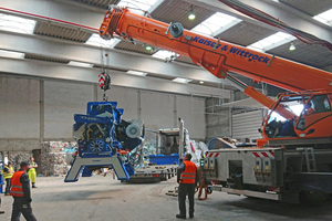  Unloading of the new Granulator Type AG2008 