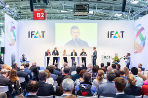  Der nachhaltige Umgang mit Kunststoffen zählte zu den großen Themen der IFAT, unter anderem beim Eröffnungs-Panel 