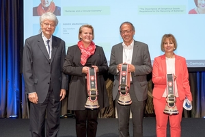  From left: Dr. Jean-Pol Wiaux, Prof. Kerstin Kuchta, Diedier Marginèdes, Gudula Schwan 