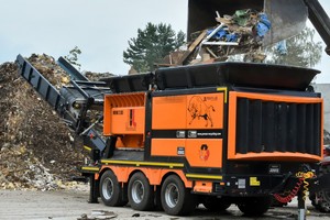  MRW 2.85 twin-shaft shredder: flexible, fast, mounted on wheels for easy transport 