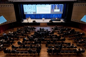  View into the conference room 