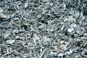  16 Shredded aluminum  