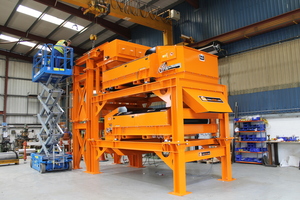  The 6 m high module includes a vibratory feeder, magnetic drum separator and two 1.5 m wide Eddy Current Separators 