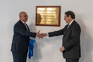  Christos Poullaides (left), chairman of PCC, and the Cypriot president Nikos Anastasiadis (right) at the inaugeration of the first turn-key plastics recycling facility in Cyprus 