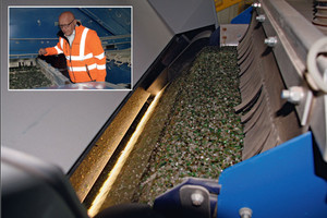  Peter Berlekamp controllingthe glass sorting 