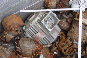   Electric motors and motor armatures remain after incinerating waste or passing it through a large shredder. These are called “meatballs” because of their typical color and shape 