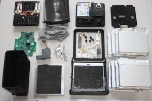  Disassembled battery block  