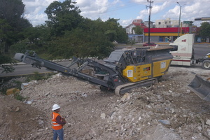  Der erste mobile Brecher im Bauschuttrecycling wurde von RM nach Mexiko geliefert 