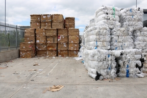  Around 800 to 1000 t of cardboard are collected each month 