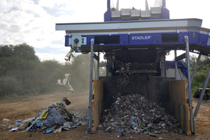  Der Ballistikseparator STT6000 trennt das Material in drei Fraktionen 