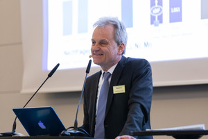  Dr.-Ing. Christian Hagelüken, Umicore AG &amp; Co. KG, Hanau-Wolfgang 