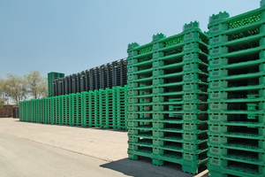  The plastic waste from the fishing and fish farming industries is used to produce, among other things, high volumes of pallets and crates 