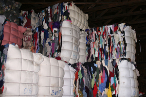  Textilien zum Recycling 