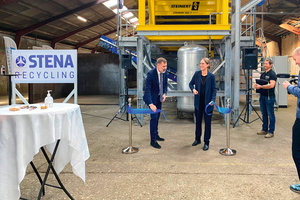  <div class="bildtext">Henrik Grand Petersen, CEO Stena Recycling und Dänemarks Umweltministerin Lea Wermelin eröffnen das „X-ray Sorting Center“</div> 