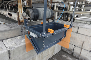  <div class="bildtext_en">Conveyor discharge weigher CDW installed at the discharge point of the conveyor belt</div> 