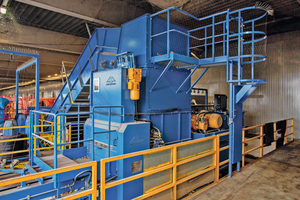  1 Channel baling press Austropressen APK ES-90 in the central warehouse in Echingen at Penny 