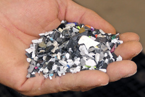  <div class="bildtext_en">2 At Sysplast, pure regrind from recycled WEEE is one of the most processed raw materials in the production of high-quality recompounds</div> 