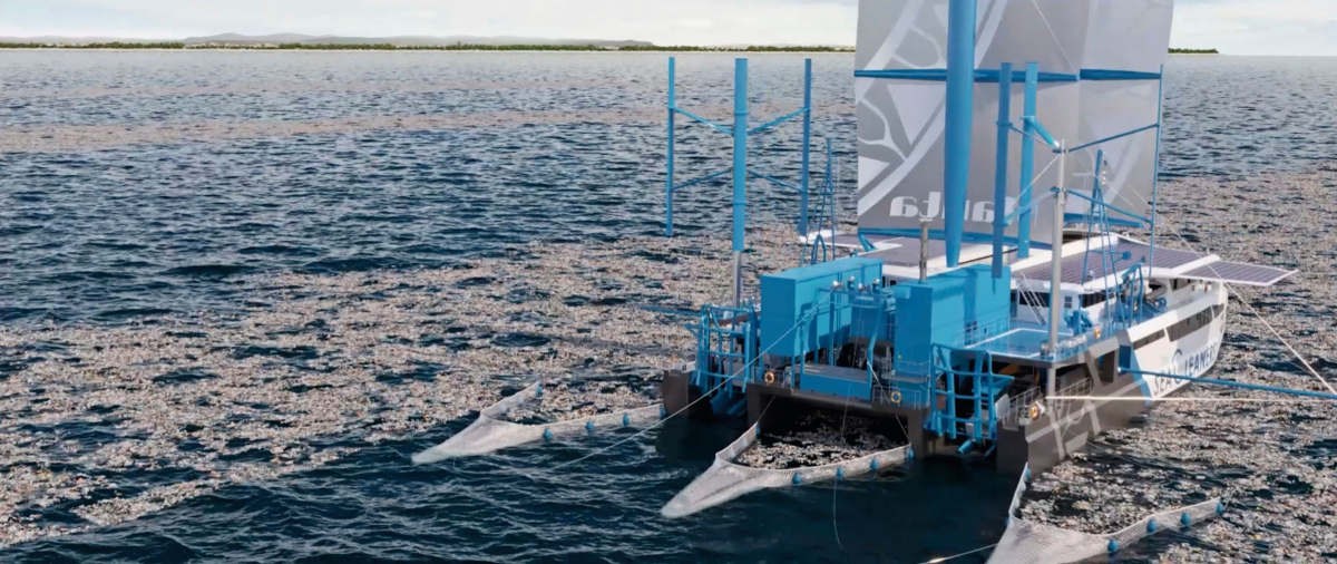 Innovative cleaning ship frees the sea from plastic waste recovery