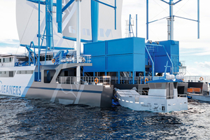  Zusätzlich ist der Manta mit zwei Hilfsbooten ausgestattet – Mobula 8 und Mobula 10. Ihr Haupteinsatzgebiet sind Flussmündungen und Mangrovengebiete 