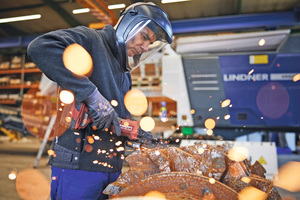  Wellenaufbereitung im Lindner-Servicecenter in Krauthausen/Deutschland 