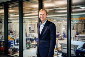  Michael Lackner, Managing Director of Lindner: “With the founding of the new company, we want to revolutionize plastics recycling and, above all, set new standards in terms of quality, quantity and efficiency.” 