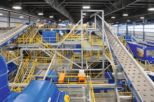  STADLER Anlagenbau GmbH hat in Zusammenarbeit mit Krones das neue Polymer Center von Republic Service entwickelt und gebaut 
