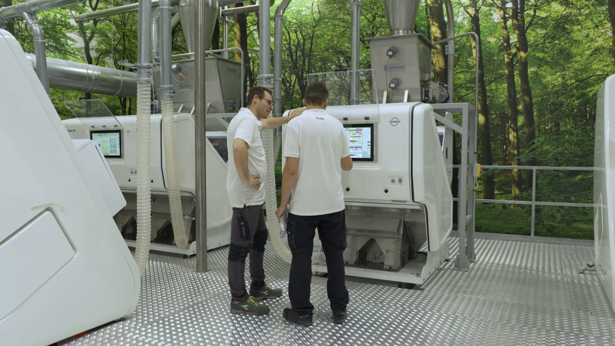 Cimbria is leading the way in plastic recycling with optical sorting