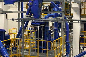  Beim Recycling von Lithium-Ionen-Batterien entsteht die „Schwarze Masse“, welche die wertvollen Rohstoffe enthält 