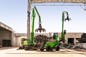  In addition to a SENNEBOGEN 835 E with electric drive, two mobile 825 E machines, one of which has a magnetic grab, are working in the scrap yard of Van Den Brouck-De Sutter 