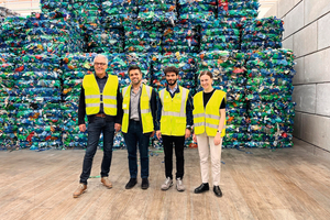  During the plant tour (f.l.t.r.): Willi Stadler, Mirko Tutino (Iren SpA), Massimiliano Gurnari (Iren SpA), Julia Stadler 