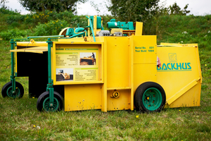  The KOMPOmat from 1984 in the typical yellow colour of the past has been preserved as an exhibit for special occasions 