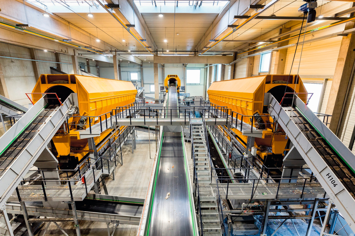 Container Sorting Solutions Sorting technology for lightweight packaging - recovery Magazine ...