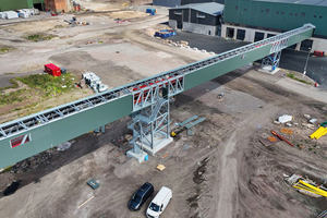  A particular construction challenge was the installation of a 250-m-long conveyor bridge to transport the residual current to the neighboring waste-to-energy plants 