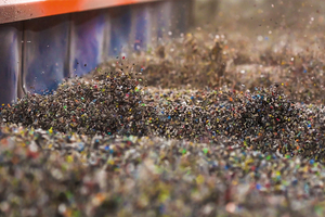  The VARIOframe can be equipped with various screen linings, for example, raised linings for shredded cables, or …  