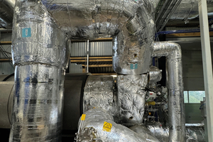  2 Side view of the plant in the burner area with the insulated feed lines 