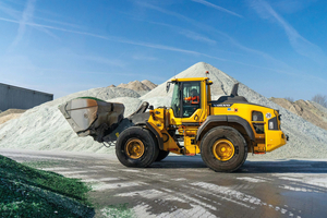  Nach der Grundüberholung und dem Einbau aller neuen Komponenten wurde der Volvo L120H mit den aktuellen technischen Spezifikationen ausgestattet 